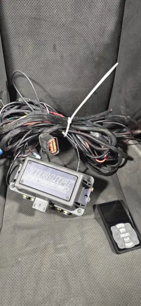 72615-27753 Air Lift Performance 3p Digital Suspension Ride Height Control