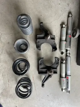 Belltech 722439007091 71-72 C10 4/5 Drop Lowering Kit 709