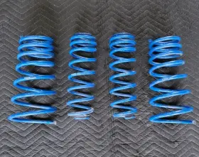 Ground Force 061990050000 2005-2014 Mustang Gt V8 Lowering Springs Coupe 1.3 Inch F/1.4 Rear