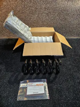 Th-105x21-345-20 Maxpeedingrods Qty 2 Inch Front Lowering Drop Coil Springs For Chevy Gmc C1500 2wd V8 88-98