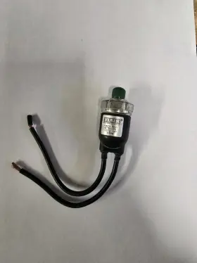 90223 Viair Sealed Pressure Switch 90 Psi On 120 Off 1/8 Inch Npt 12 Ga Wires